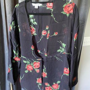 August Max Woman Brand Top.  Black with Roses, 1X